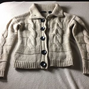 Moda International cream XS sweater